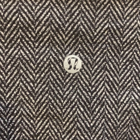 Lululemon high rise wunder under size 4 - Picture 4 of 5